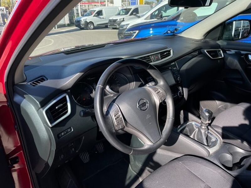 Nissan Qashqai 1.2 DIG-T Business